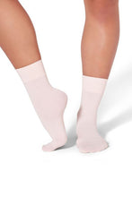 Load image into Gallery viewer, BG100 Capezio Socks
